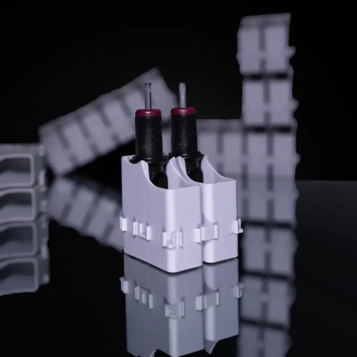 FRAKNEEDLE2 – Stackable Modular Tattoo Needle Stand for Professional Tattoo Artists